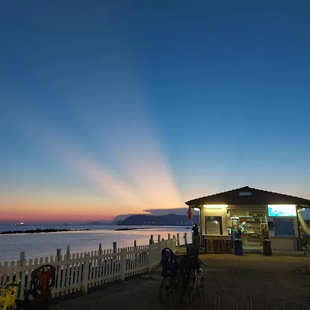 Al Mare Di Liguria E Toscana Holiday home Marina di Massa