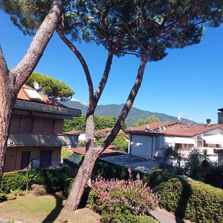 Al Mare Di Liguria E Toscana Marina di Massa